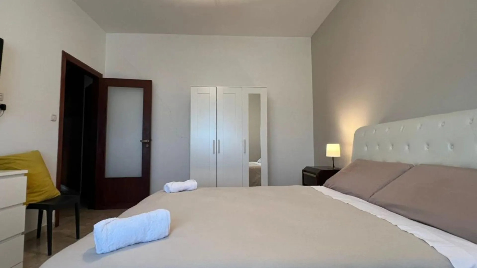 Oresa Home Catania Apartment